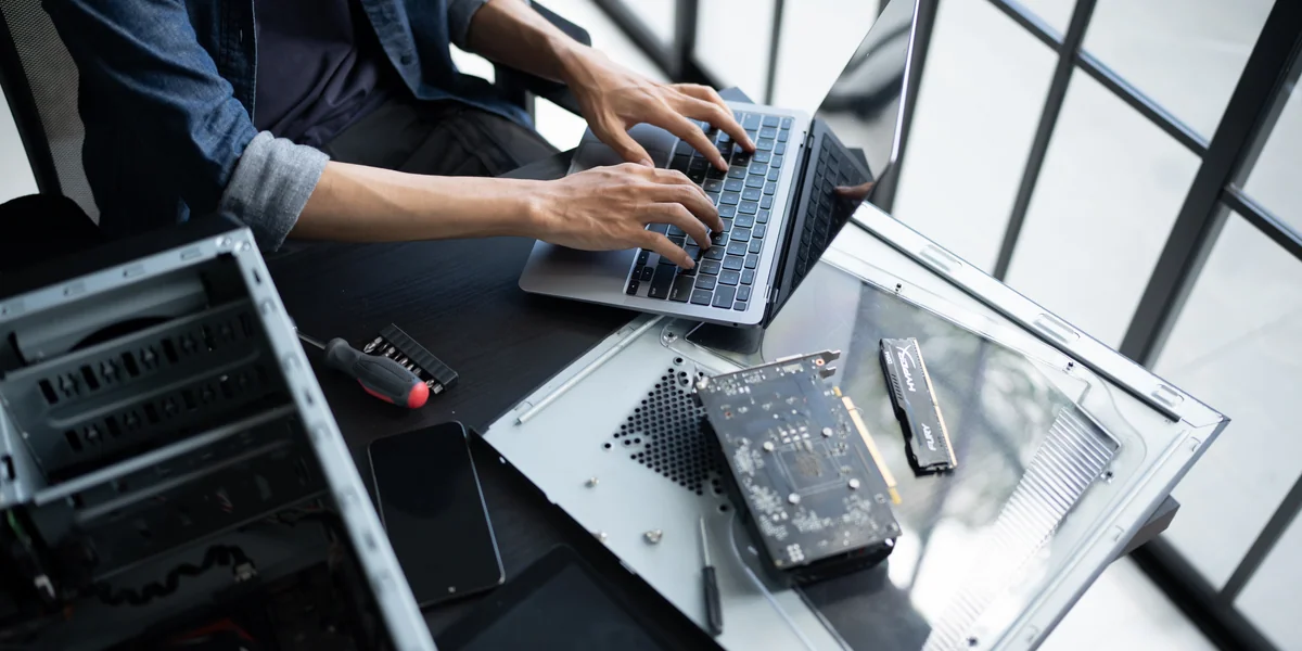 운영 표준이 없어 장애·감사마다 엔지니어링이 멈춥니다